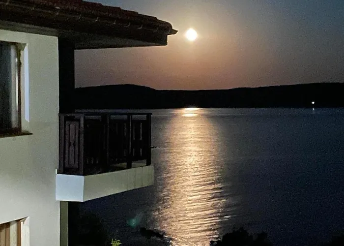 Complex Gallery Saint Thomas アパート