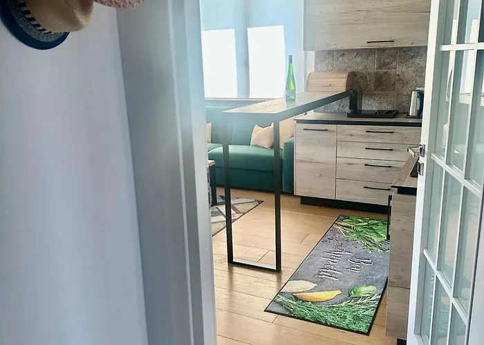 Complex Gallery Saint Thomas ソゾポル