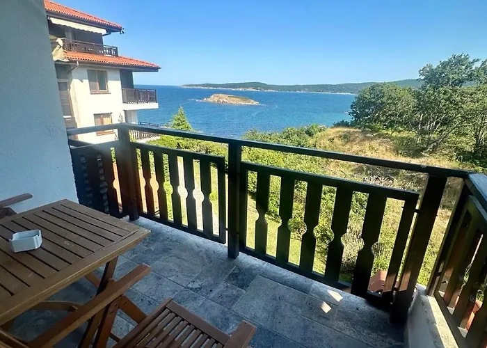 Complex Gallery Saint Thomas Apartment